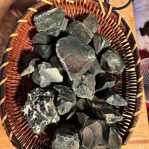 Raw Bloodstone for Tumbling 
1 pound 10 oz.